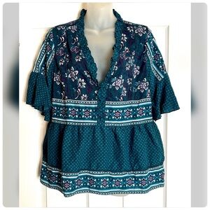 Time & Tru Patterned Flutter Sleeve Blouse